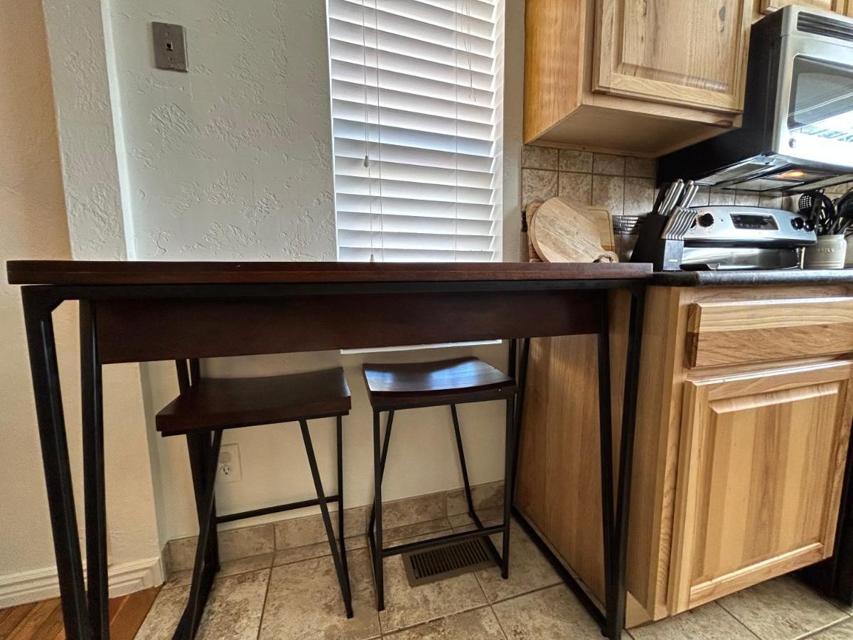 Home Sweet Idahome, Feels Like Home With All The Decor You Wish You Could Afford King Bed In Master, Fully Fenced Dog Friendly Yard, A Few Blocks From Bsu And Downtown Boise, Your Perfect Stay! Екстериор снимка