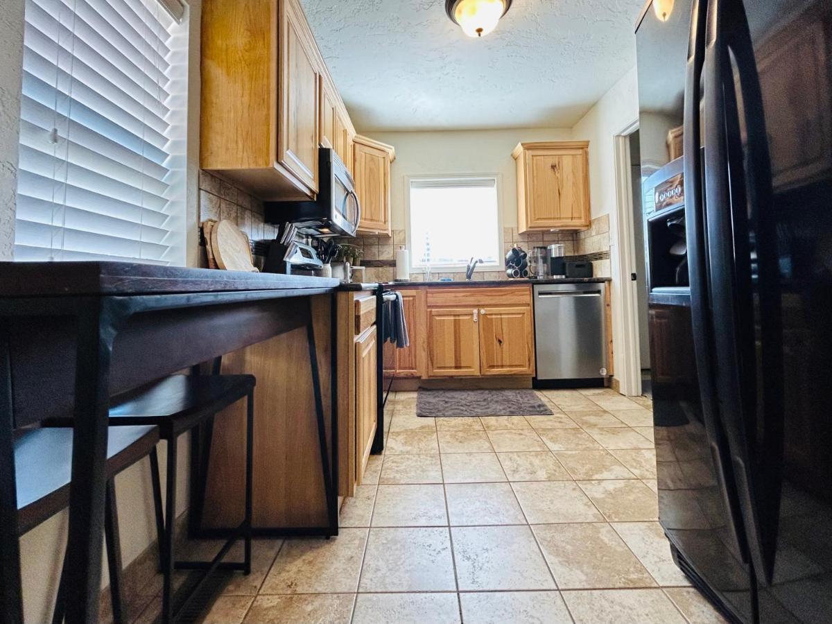 Home Sweet Idahome, Feels Like Home With All The Decor You Wish You Could Afford King Bed In Master, Fully Fenced Dog Friendly Yard, A Few Blocks From Bsu And Downtown Boise, Your Perfect Stay! Екстериор снимка