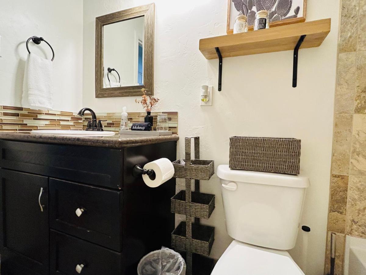 Home Sweet Idahome, Feels Like Home With All The Decor You Wish You Could Afford King Bed In Master, Fully Fenced Dog Friendly Yard, A Few Blocks From Bsu And Downtown Boise, Your Perfect Stay! Екстериор снимка