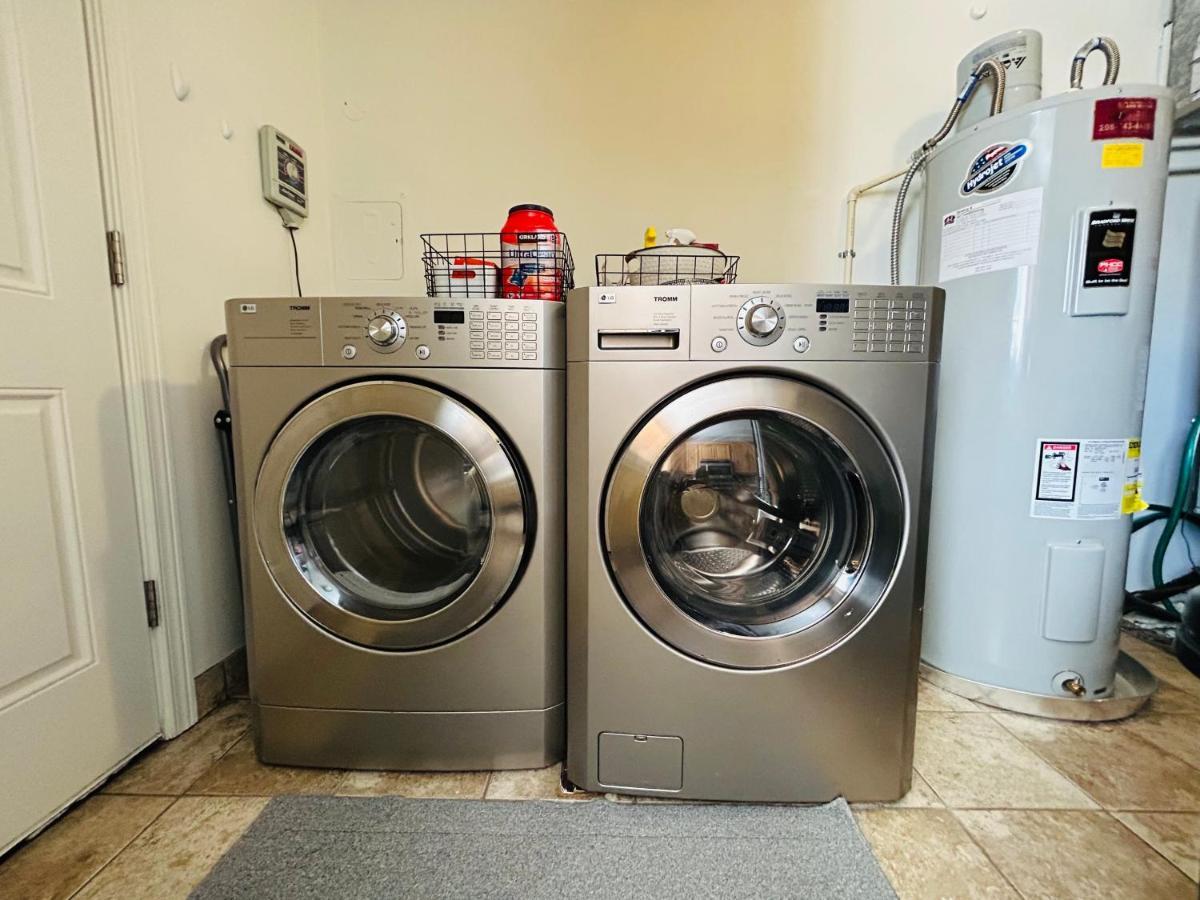 Home Sweet Idahome, Feels Like Home With All The Decor You Wish You Could Afford King Bed In Master, Fully Fenced Dog Friendly Yard, A Few Blocks From Bsu And Downtown Boise, Your Perfect Stay! Екстериор снимка